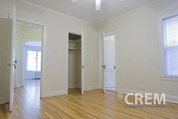 1374 W Greenleaf Ave #3S — Photo 12