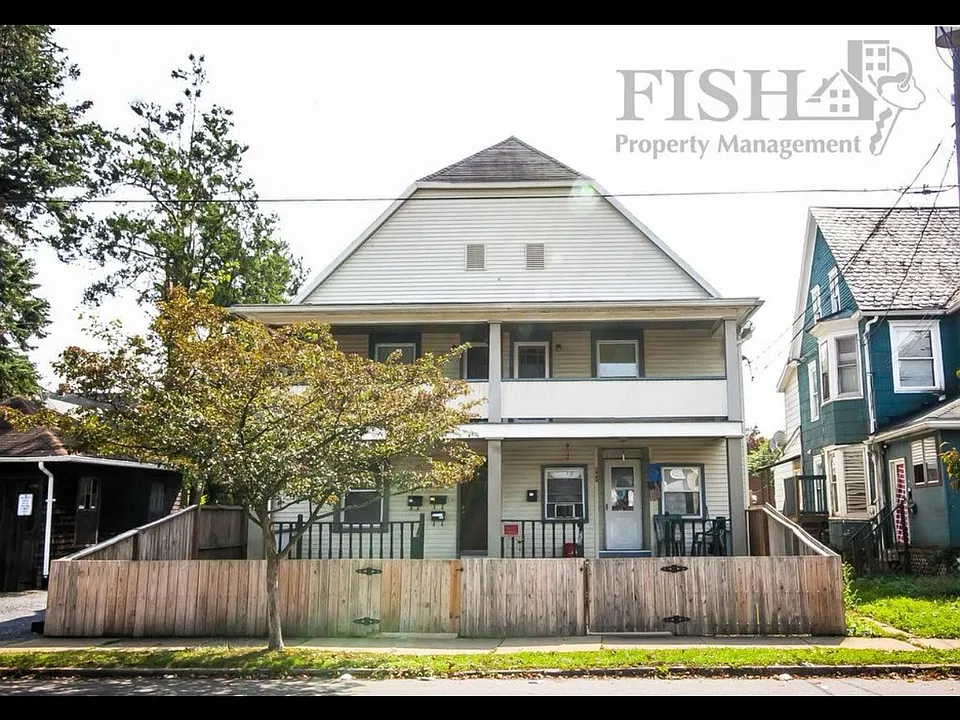815 Park Ave #2