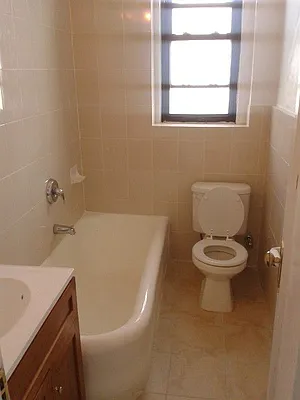 Rented by Metro Garden Realty NYC | media 21