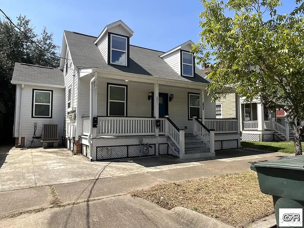 *Single Family Rental — Photo 2