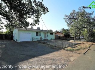 2845 Reservoir Ln, Redding, CA 96002
