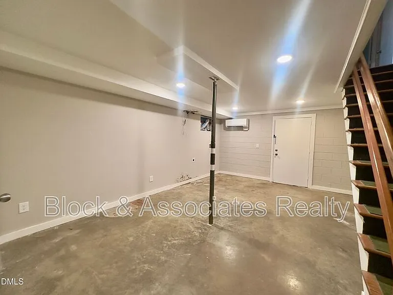 405 N Main St — Photo 20
