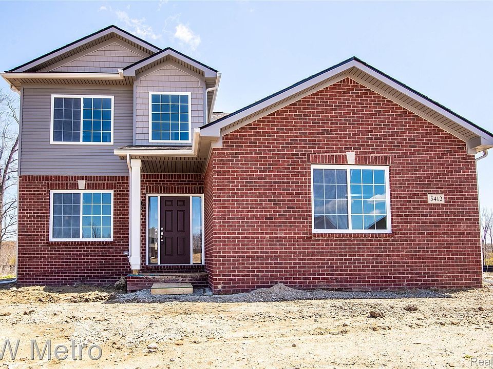 1st image of 14 Parker Ln