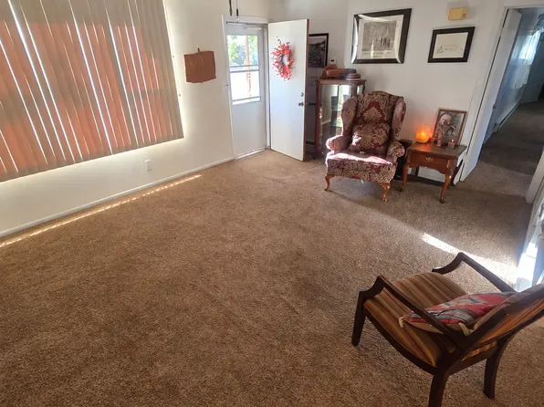 242 S 100 E, Blanding, UT 84511