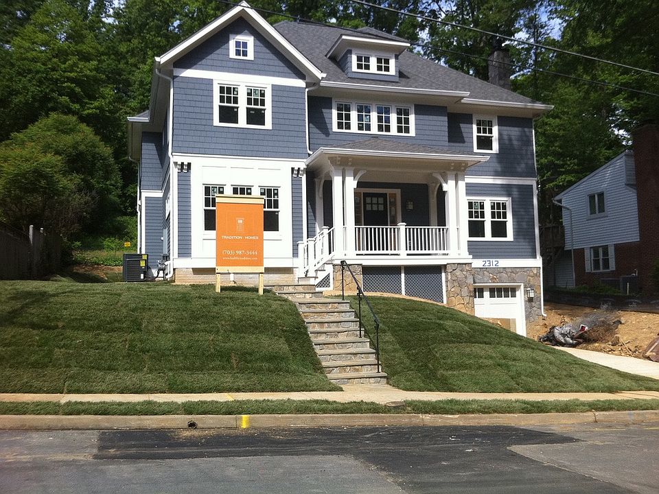 2nd image of 2312 N Trenton St