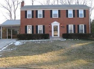 8624 Bunnell Dr, Potomac, MD 20854