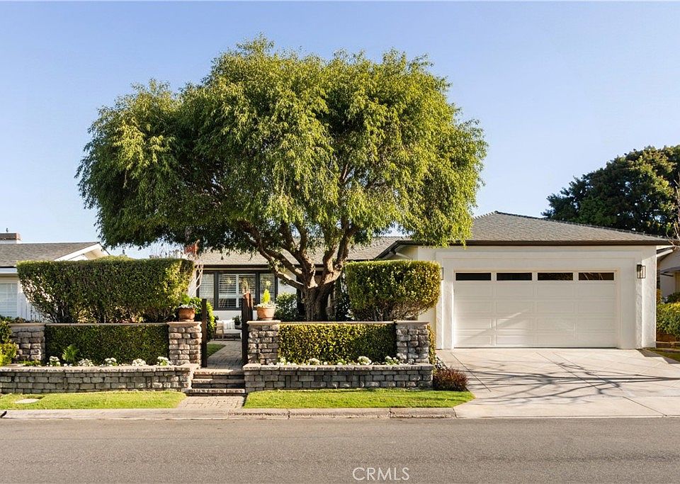 1st image of 453 Seaward Rd