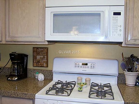 5th image of 8821 Litchfield Ave