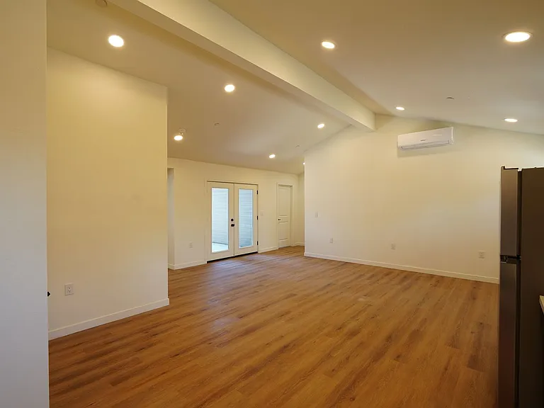 4805 Charlotte Way — Photo 71