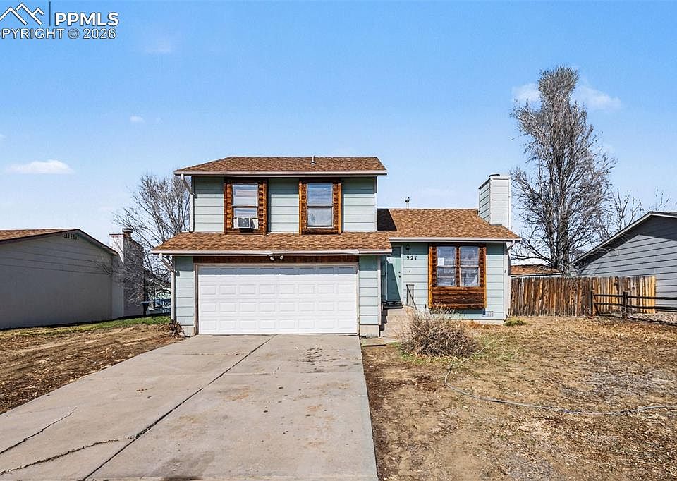 1st image of 921 Candlestar Loop N