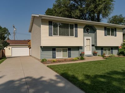3515 21st Ave NW, Rochester, MN, 55901
