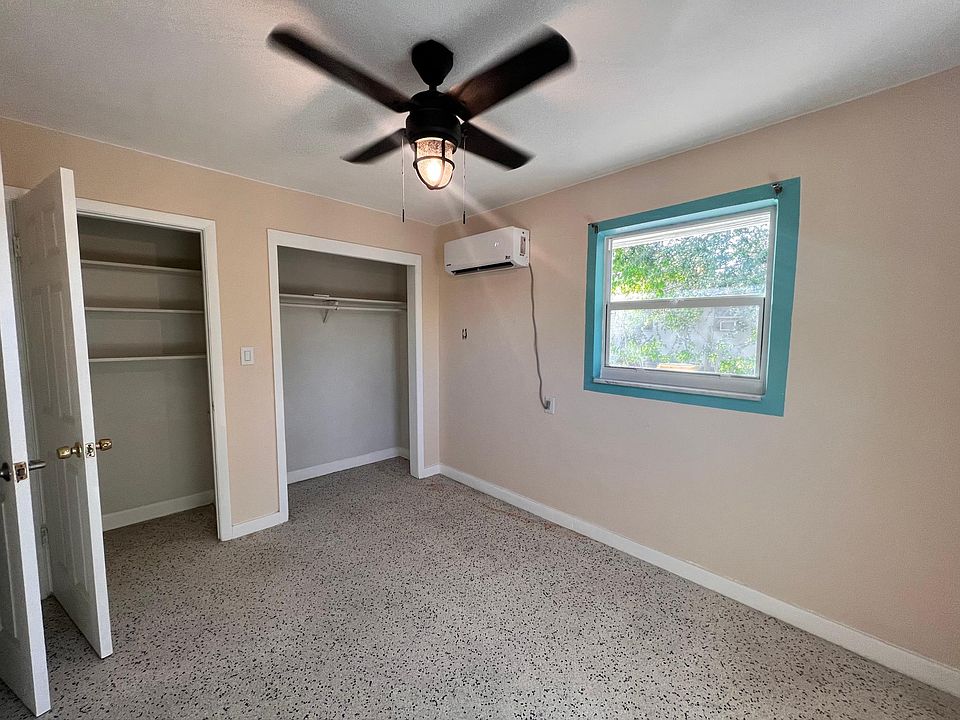 1st bedroom