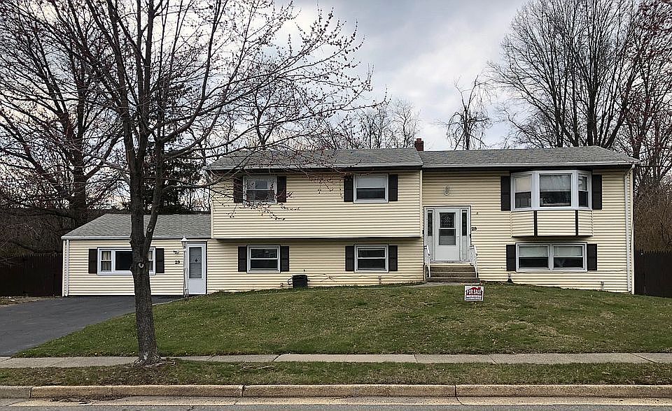 1st image of 29 Eggers St