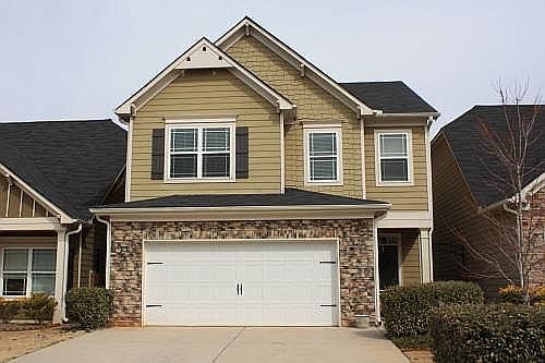 1st image of 146 Oakmont Dr