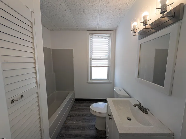 25 N Boston Ave — Photo 9
