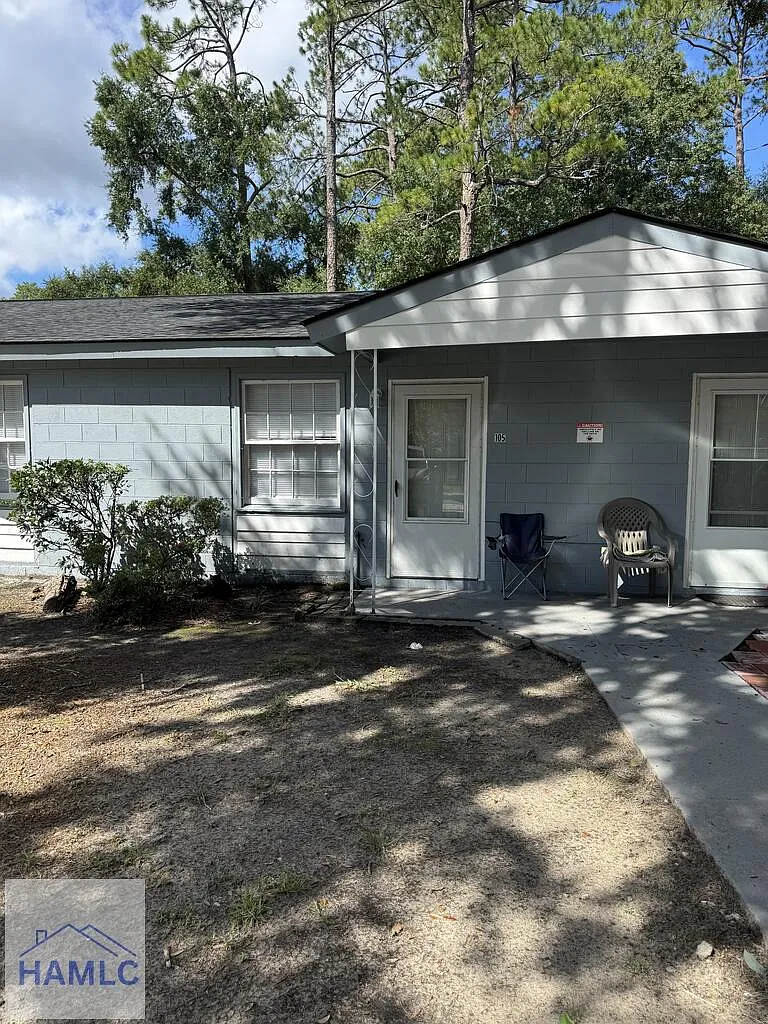 1 bed, 1.0 bath, 504 sqft, $700 — Photo 1