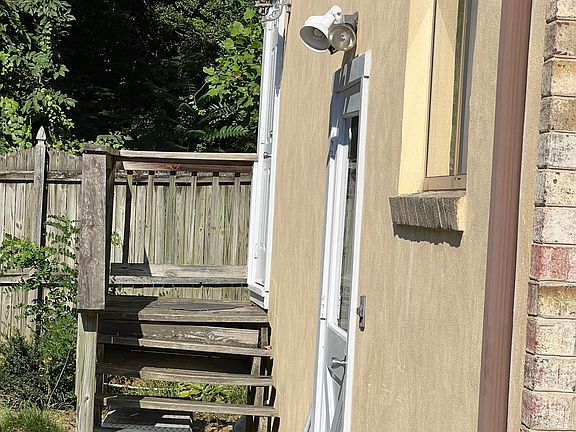 2nd image of 1831 Baltimore Annapolis Blvd APT 6