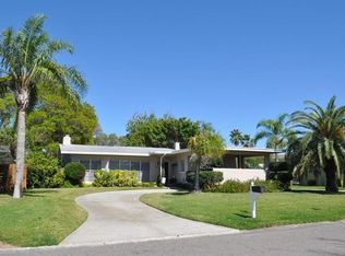 2275 Edythe Dr, Dunedin, FL 34698