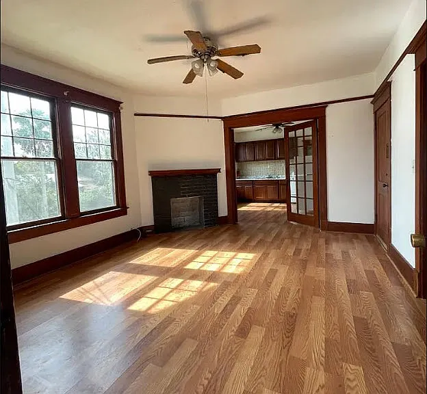 118 S 3rd St #202 — Photo 2