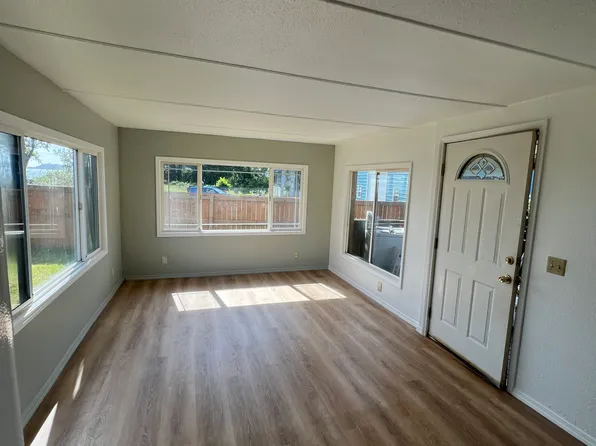 132 Stringtown Rd, Ilwaco, WA