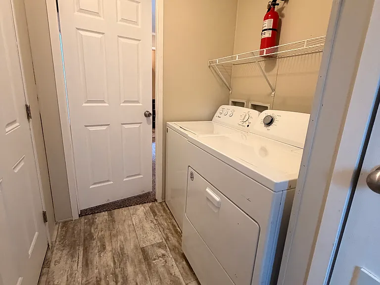 128 Hosner Dr #128 — Photo 6