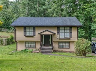 3333 Heatherwood Ln SW, Marietta, GA 30008