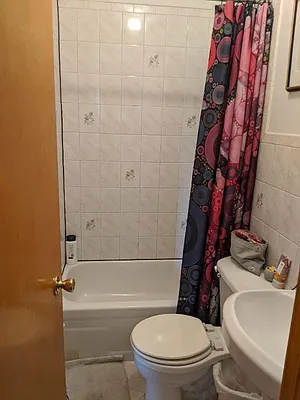 Rented by Apple Exclusive Realty Inc | media 42