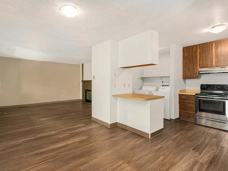 710 City Park Ave #D431 — Photo 8