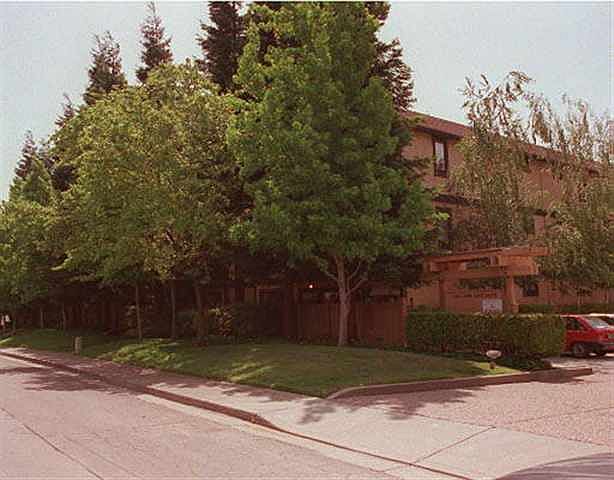 1st image of 2521D Lucy Ln