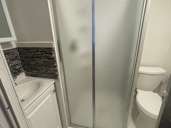 (undisclosed Address), North Attleboro, MA 02760