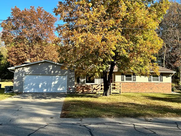 351 Arcadia Blvd, Battle Creek, MI 49017