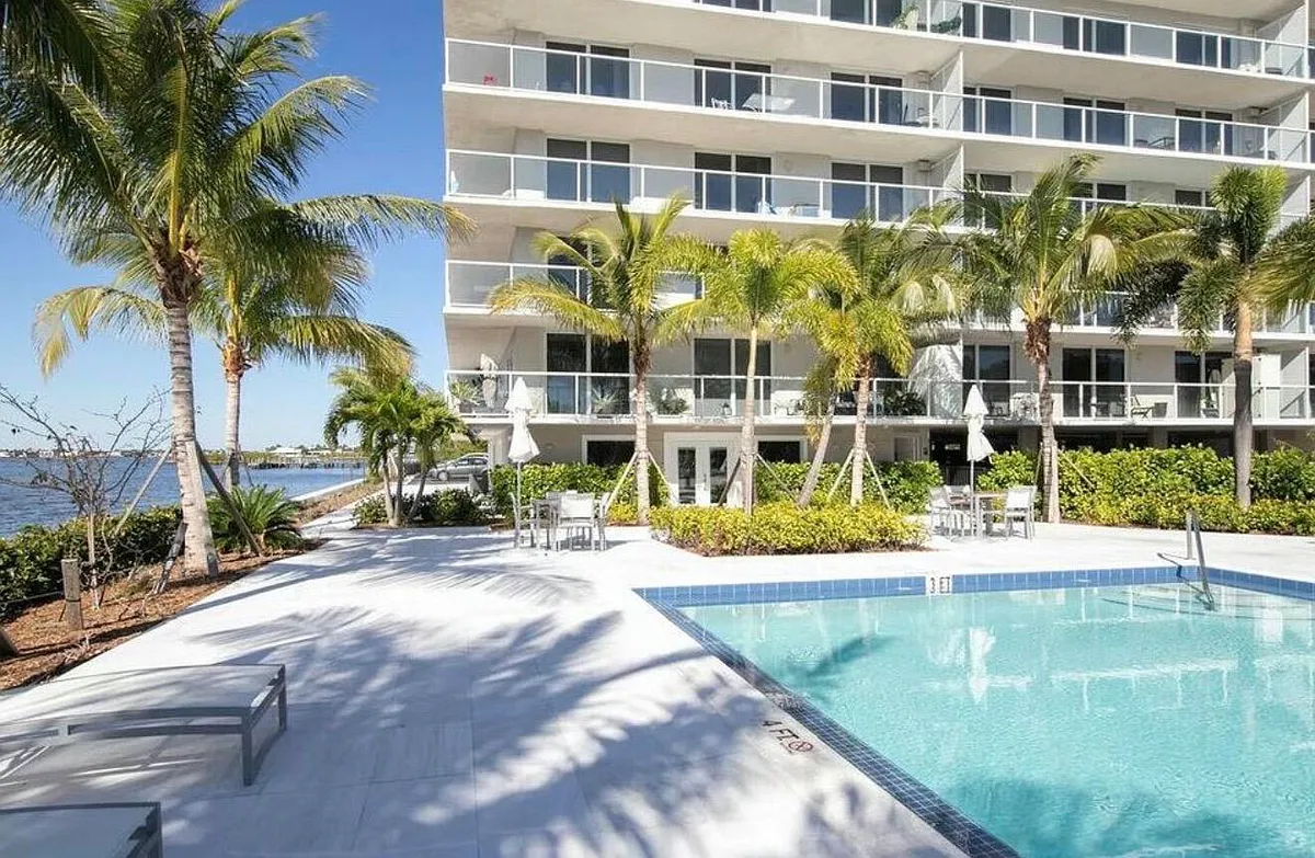 Building Photo - 2560 S Ocean Blvd #518