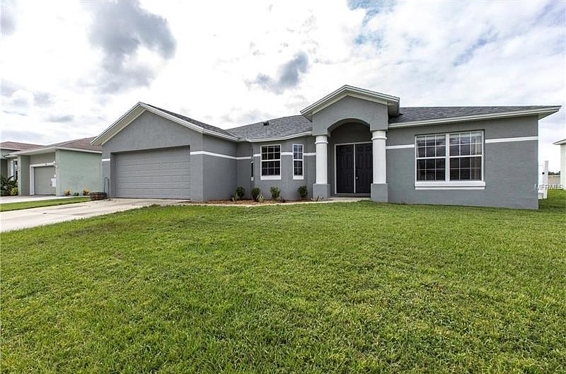 1st image of 7911 Oak Run Cir