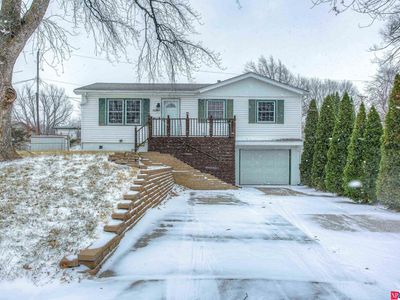 9006 Ontario Cir, Omaha, NE, 68124