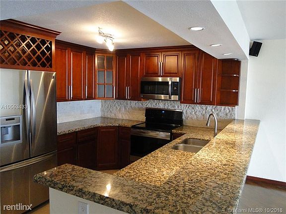 4th image of 2801 NE 183rd St APT 1410W
