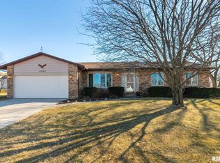 4223 W Central Park Ave, Davenport, IA 52804