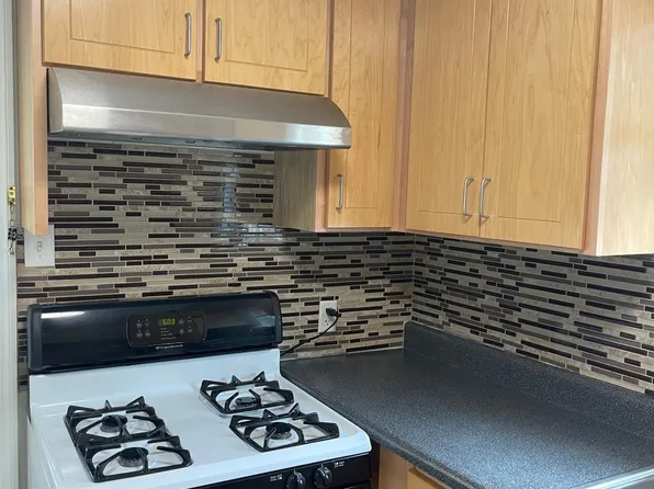 3117 W Grace St #1, Richmond, VA 23221