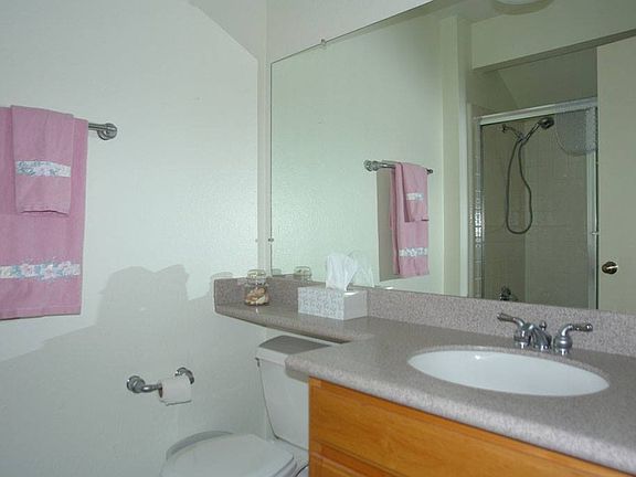 4th image of 2046 Donovan Ct