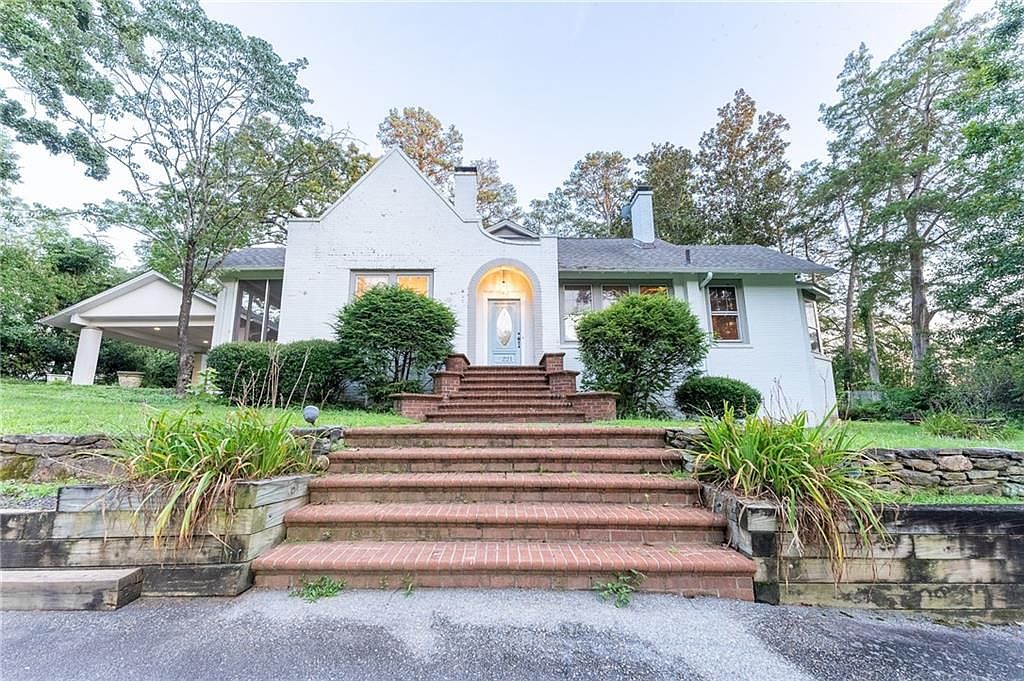 221 N Clemson Ave, Clemson, SC 29631 MLS 20264710 Zillow