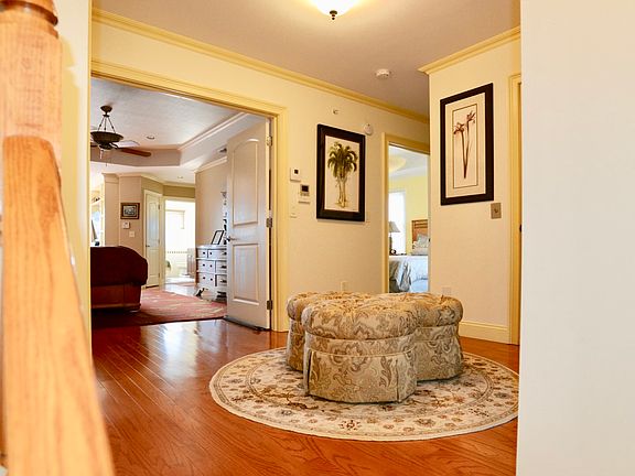 3rd Floor vestibule