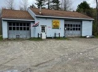 885 Lewiston Rd, West Gardiner, ME 04345