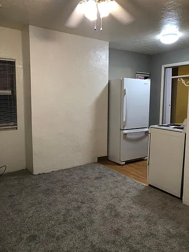 145 Grant Ave #2B Photo 1