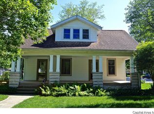 412 W Chestnut St, Chatham, IL 62629