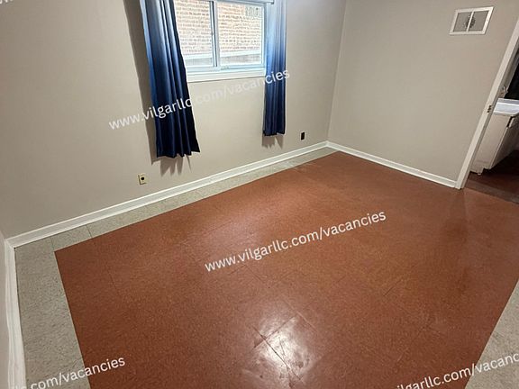 3rd image of 3824 Fir St