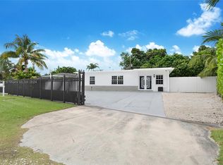 28920 Louisiana Rd, Homestead, FL 33033