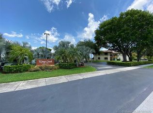 7925 SW 86th St APT 906-C, Miami, FL 33143