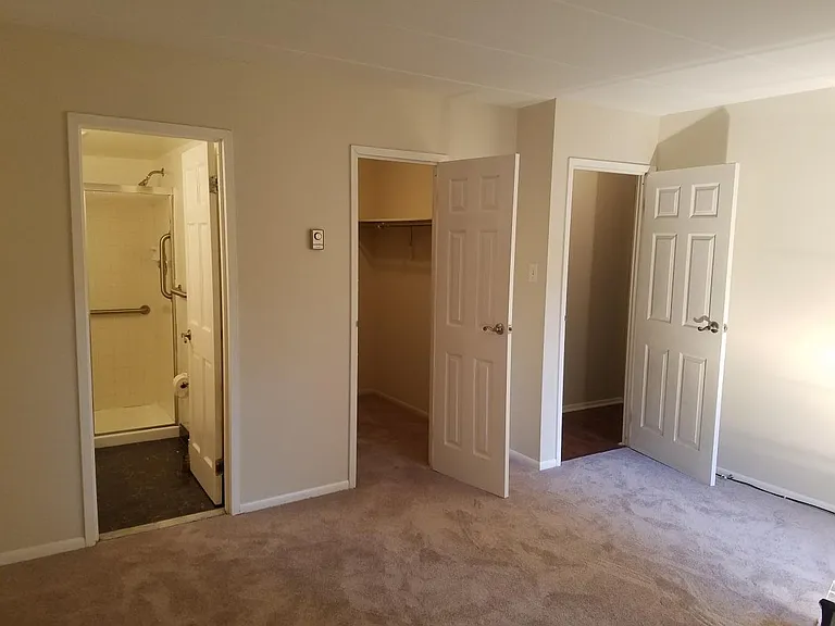 Master bedroom with new carpet