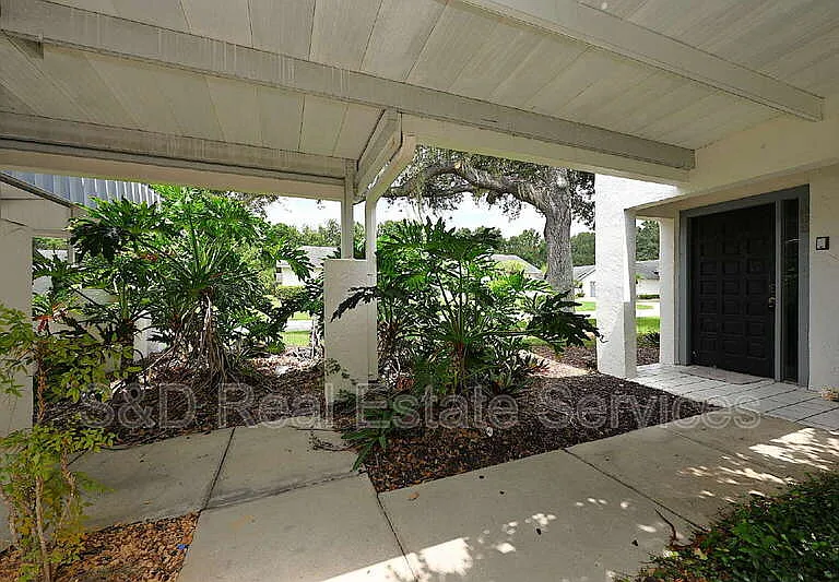 1808 Village Ct — Photo 37