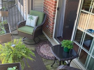 39480 Springwater Dr, Northville, MI 48168