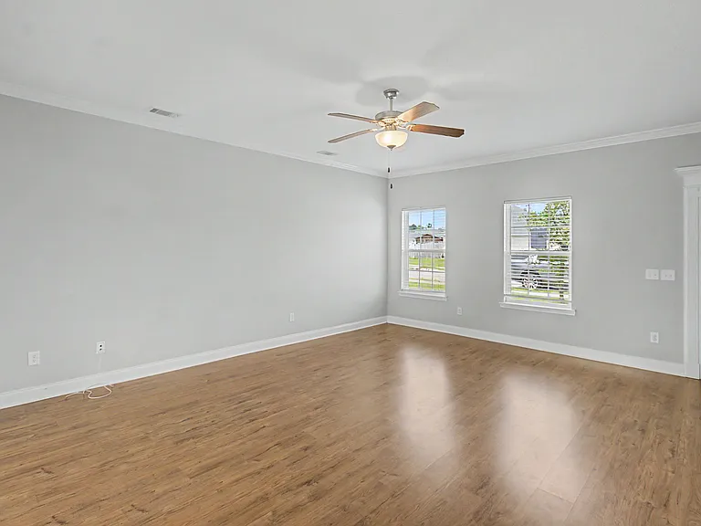245 Alcott Cir — Photo 5